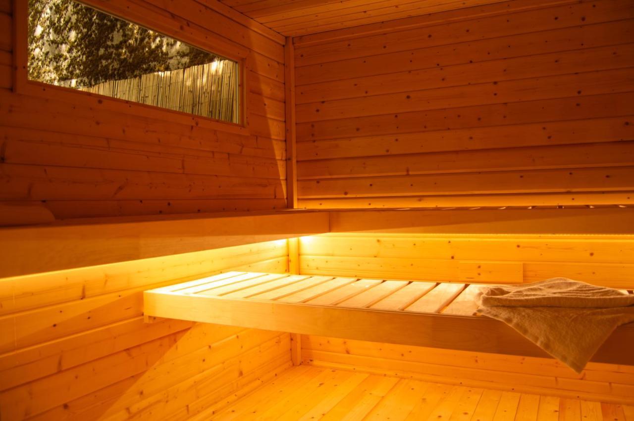 Wellnessoase Mitten In Triberg Триберг Экстерьер фото