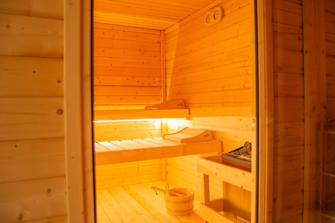 Wellnessoase Mitten In Triberg Триберг Экстерьер фото